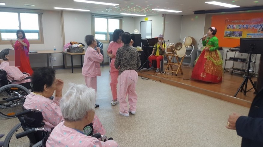 1f2c8edd6c53586df278801240fb6a5d_1525085