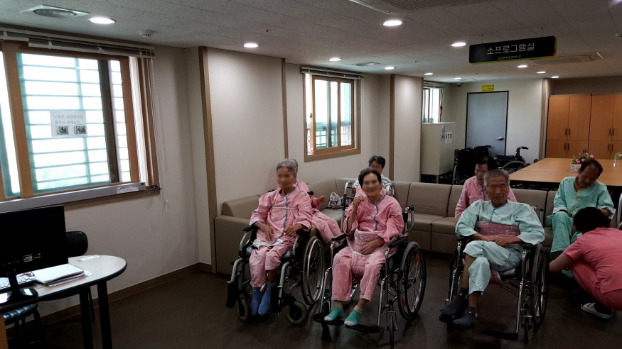 d5cbcc79b46b87ffe65096fa8f48701d_1526028