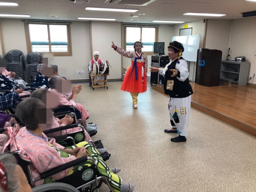 db718765ae7fcf5243c8bea1fb3bb16c_1543925