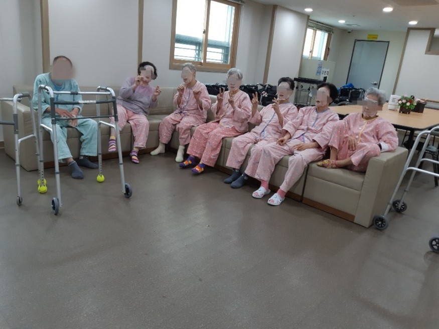 db718765ae7fcf5243c8bea1fb3bb16c_1543926