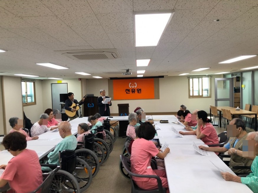 01b4b5c0ffbcfa554b9c39ee1b23913f_1557738