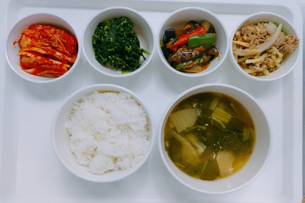 e989b28b476a2ce9c5eaf3861695664a_1603690