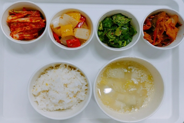 e989b28b476a2ce9c5eaf3861695664a_1603690