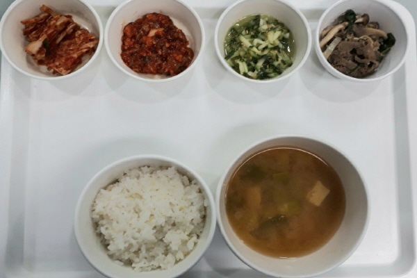 e989b28b476a2ce9c5eaf3861695664a_1603691