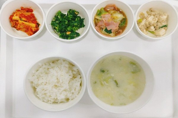 72d096a4435cf25d2a22abf48d858608_1605510