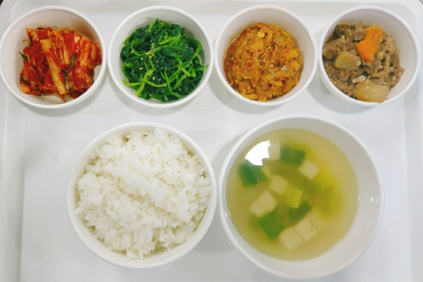 72d096a4435cf25d2a22abf48d858608_1605511