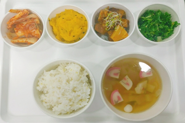 72d096a4435cf25d2a22abf48d858608_1605511