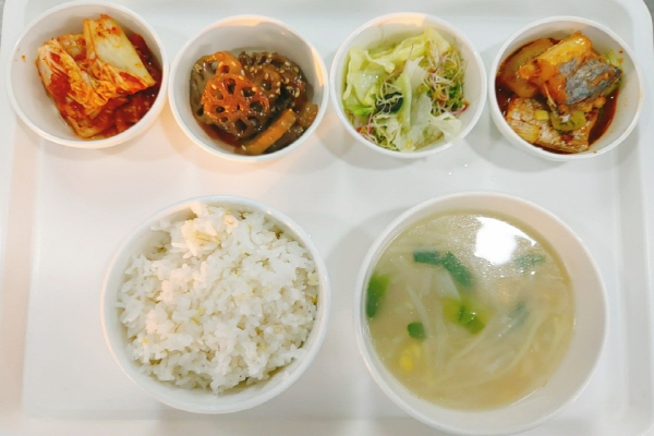 72d096a4435cf25d2a22abf48d858608_1605511