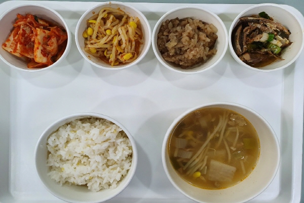 72d096a4435cf25d2a22abf48d858608_1605511