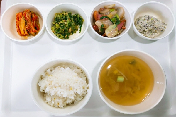 98558b3e76d75207c919d6a6d8c476cf_1606204