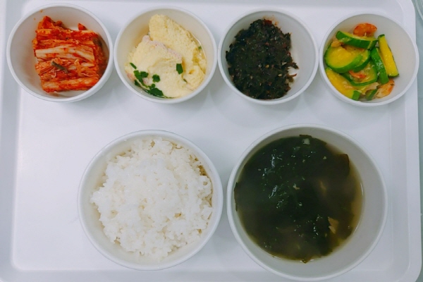 98558b3e76d75207c919d6a6d8c476cf_1606204