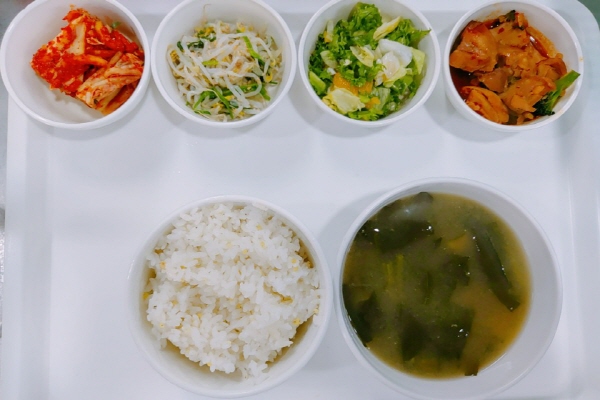 98558b3e76d75207c919d6a6d8c476cf_1606204