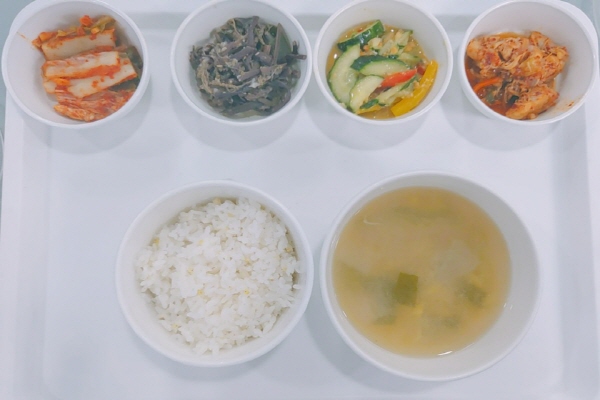 98558b3e76d75207c919d6a6d8c476cf_1606204