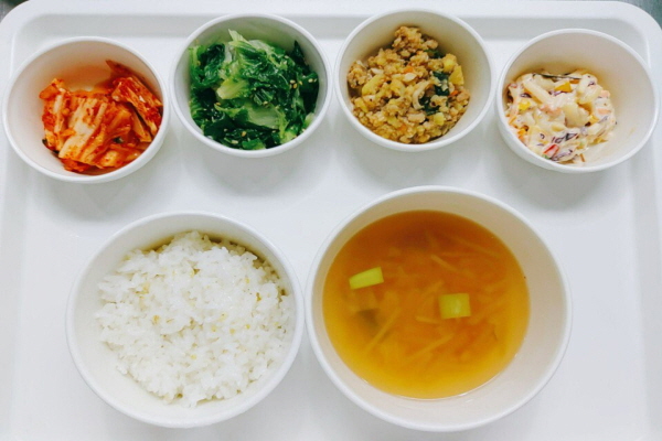 80462490b114b20130d7f612226af52b_1610349