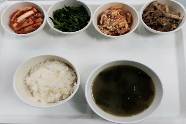 80462490b114b20130d7f612226af52b_1610349