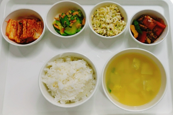 b6900fd7294f445df2a2c4d8cc4da3e8_1613979