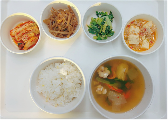 5714710714f53cda4d52363d98097e66_1641794