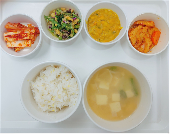 5714710714f53cda4d52363d98097e66_1641795