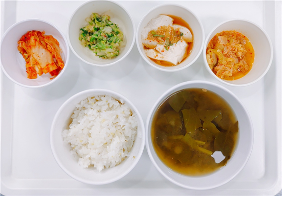 f8bb3fbec089777b48acfd41a5552508_1642405