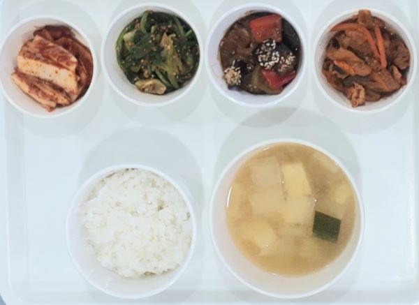 ee94f0cdafeebda2157b3f7bdb781fa4_1643873