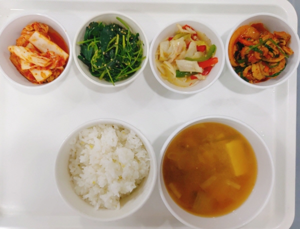 d0ce661fb2c3bef538ad63d4fd52753d_1661751