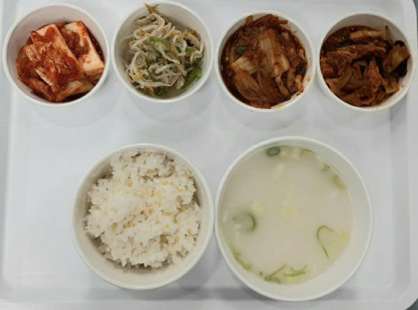 cf5083f910cbc1e07f5f187c95e7d8d9_1671438