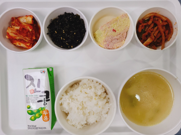 6a99d6e20acada34a665bd09c377bf10_1695197