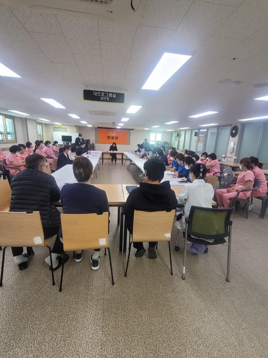 b77a9c3abe59fd7acbc1fff3570df051_1743745